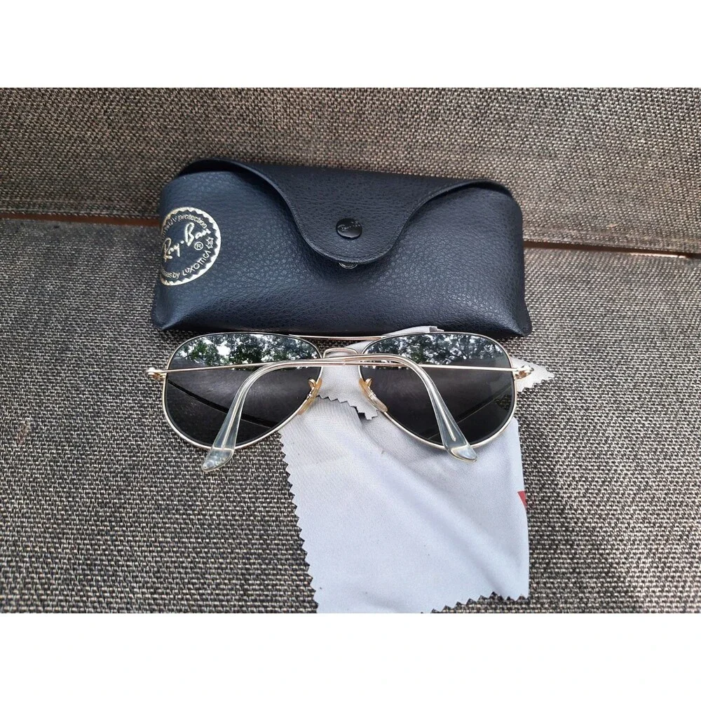 Ray-Ban RB3025 Brown Polarized Lens Gold Metal Frame Sunglasses